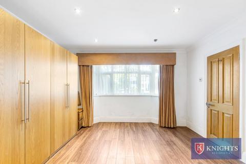 3 bedroom flat to rent, Brunswick Park Road, New Southgate, London, N11