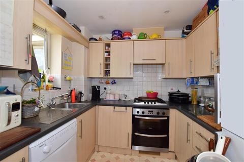 2 bedroom apartment for sale - Keating Close, The Esplanade, Rochester, Kent