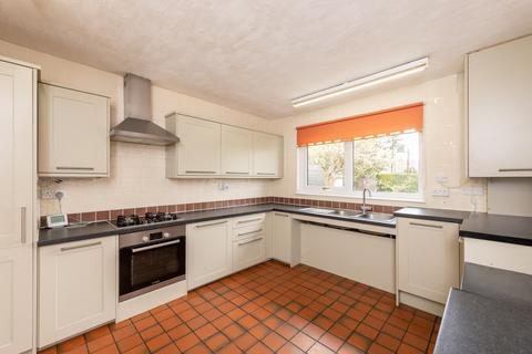 Broadmoss Brucefield Road, Blairgowrie, PH10 6LA
