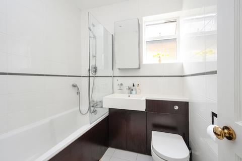 22 East Road, Kingston Upon Thames, KT2 6EL