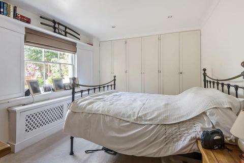 Basement Flat, 12 Crescent Road, Kingston Upon Thames, KT2 7QR