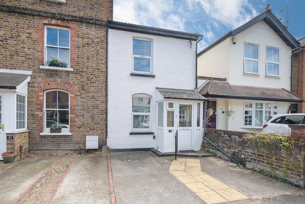 East Road, Kingston upon Thames, UK, KT2 2 bed end of terrace house £