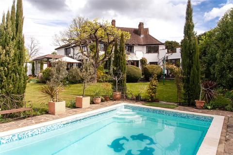 2 Fitzalan Road, Claygate, Esher, KT10 0LX