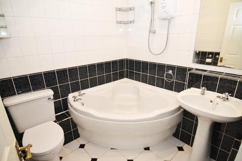 29 Riverside, Dorking, RH4 1PR