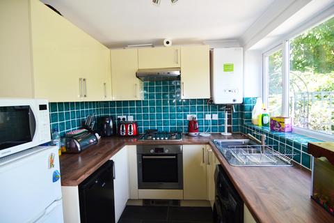 5 Lansdowne Close, Twickenham, TW1 4JB