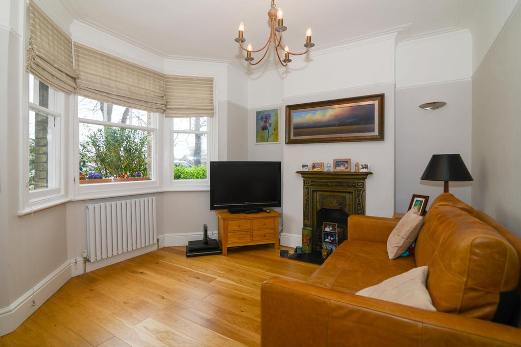 First Cross Road, Twickenham, UK, TW2 2 bed terraced house £765,000