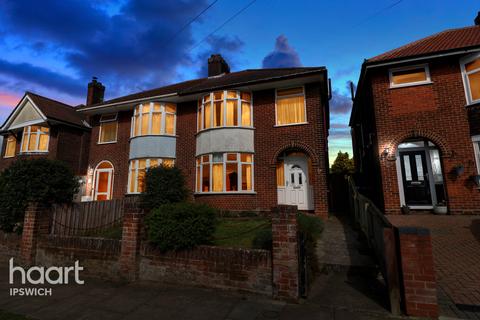 19 Dereham Avenue, Ipswich, IP3 0QB
