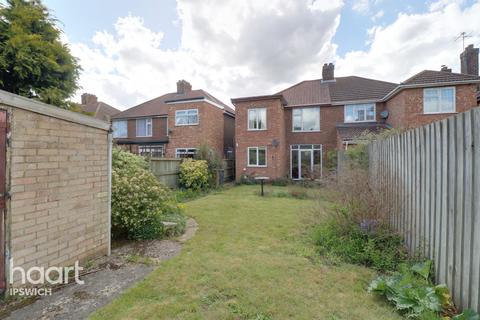 19 Dereham Avenue, Ipswich, IP3 0QB