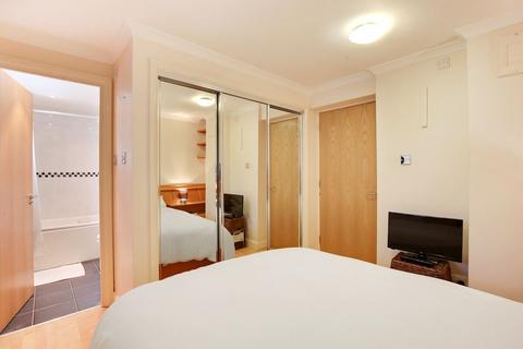 2 bedroom apartment to rent, Providence Square, London