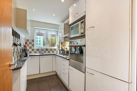 2 bedroom apartment to rent, Providence Square, London