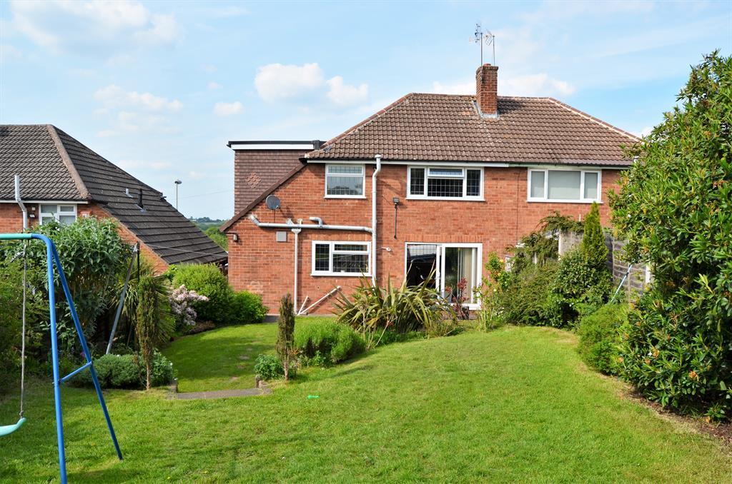 Langland Drive, Sedgley, DY3 3TH 3 bed semidetached house £275,000