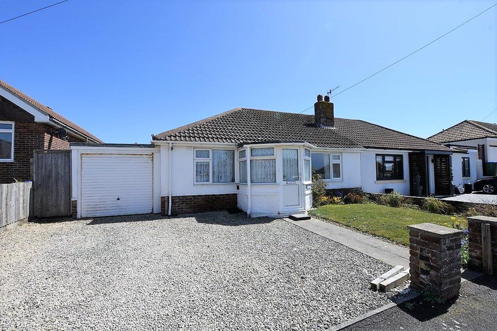 Victoria Avenue, Peacehaven, BN10 8LX 2 bed semi-detached bungalow - £ ...