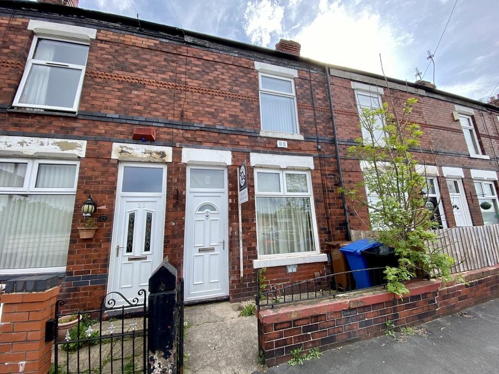 b Lane, Stockport, SK1 4EL 2 bed terraced house £725 pcm (£167 pw)