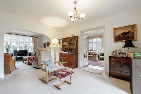 74 Baring Road, Beaconsfield, HP9 2NF