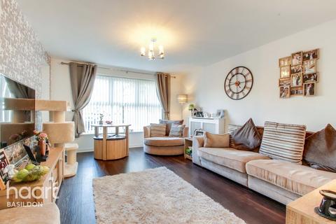 7 Osier Drive, Basildon, SS15 4HP