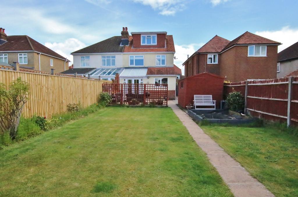 CUNARD AVENUE FOUR BED SEMI 4 bed semidetached house £450,000