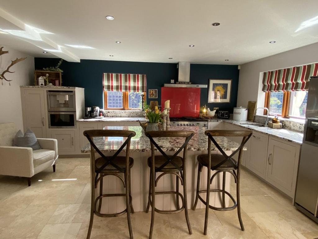 Kitchen 2
