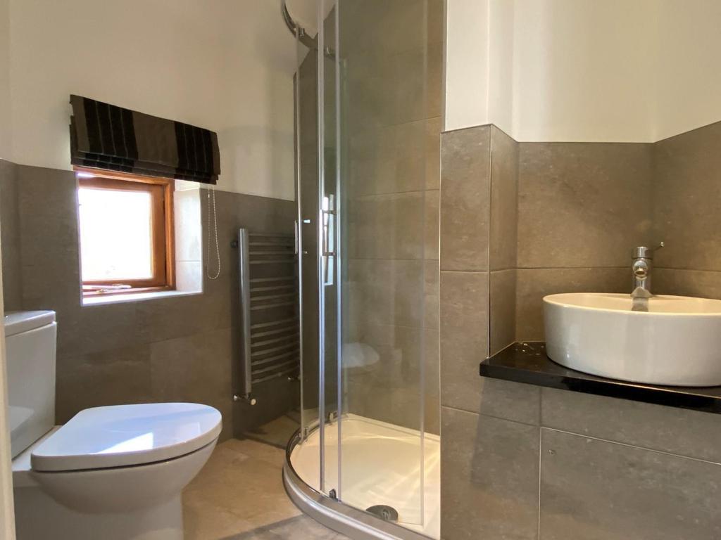 Bedroom 4 En-suite