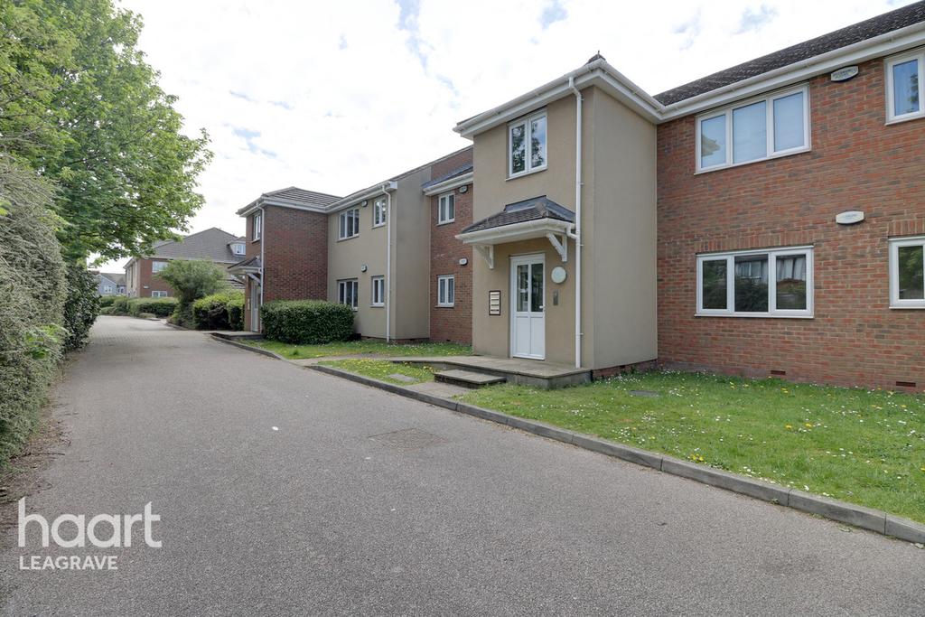 Gardenia Avenue, Luton 1 bed apartment £150,000