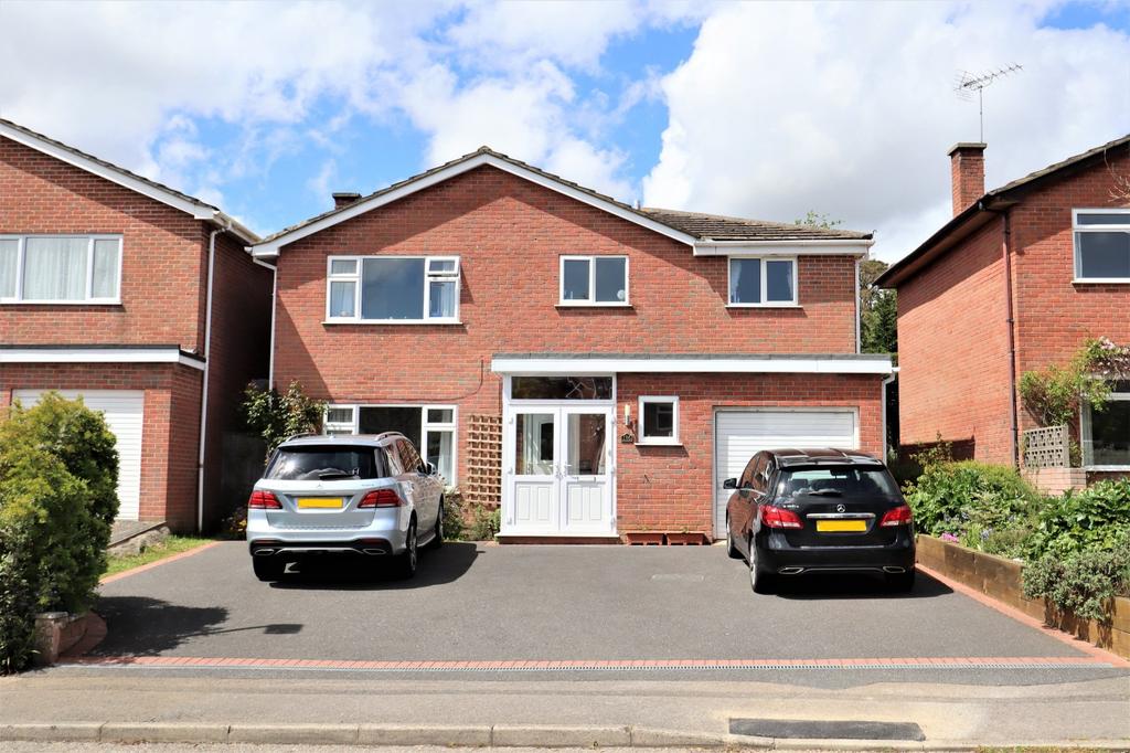 West Way, Broadstone, BH18 4 bed detached house £537,500