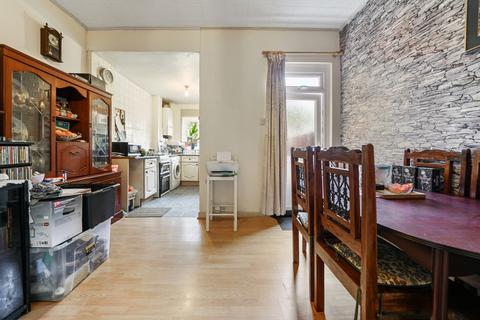 79 Elthorne Park Road, London, W7 2JB
