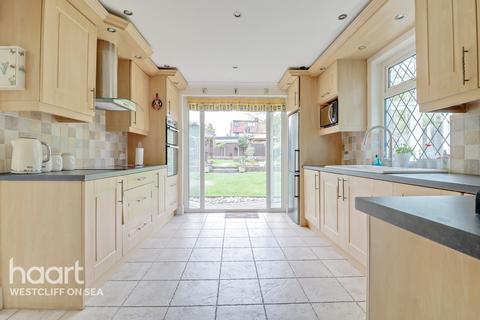 3 Beeleigh Close, Southend-on-sea, SS2 6PA