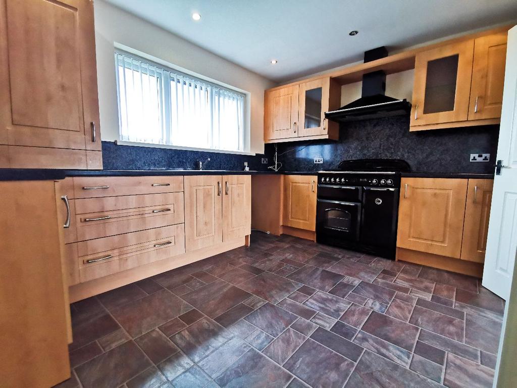 Beechlea, Stannington, Morpeth 2 bed flat £95,000