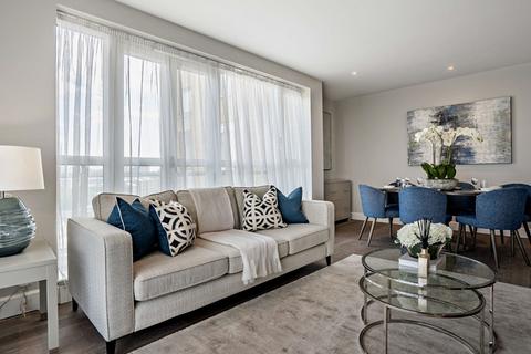 2 bedroom flat to rent, Circus Apartments E14