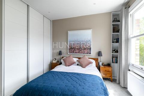 69c Gascony Avenue, London, NW6 4ND