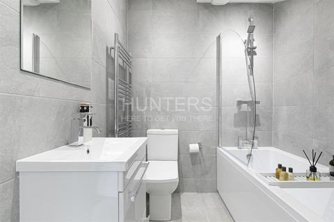 69c Gascony Avenue, London, NW6 4ND