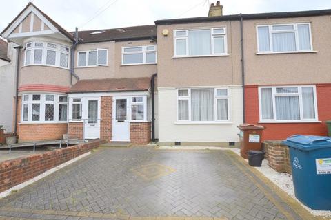 3 bedroom terraced house to rent, Woodberry Avenue, North Harrow