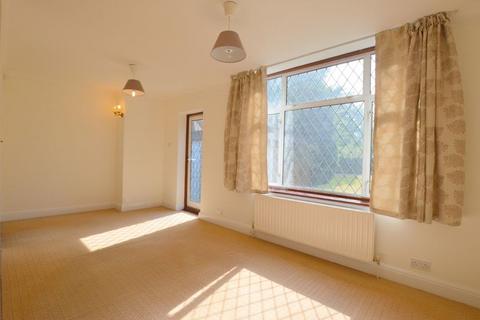 3 bedroom semi-detached house to rent, Ainsdale Crescent, Pinner