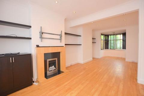3 bedroom end of terrace house to rent, Blenheim Road, West Harrow