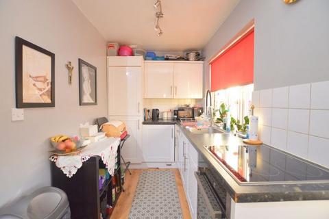 1 bedroom apartment to rent, Uxbridge Road, Hatch End