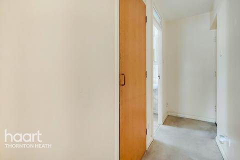 Flat 1, 44 Prince Road, London, SE25 6NW