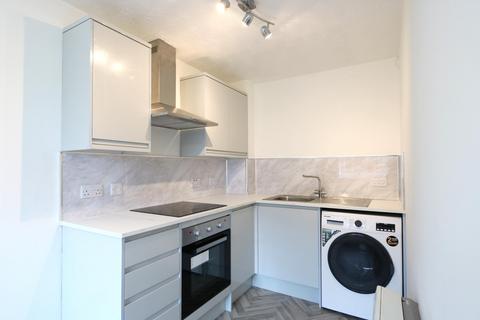 2 bedroom flat to rent, Gas Street, Leamington Spa, CV31