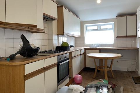 undefined, Carlton Avenue,