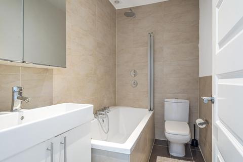 15 Grainger Road, Isleworth, TW7 6PQ