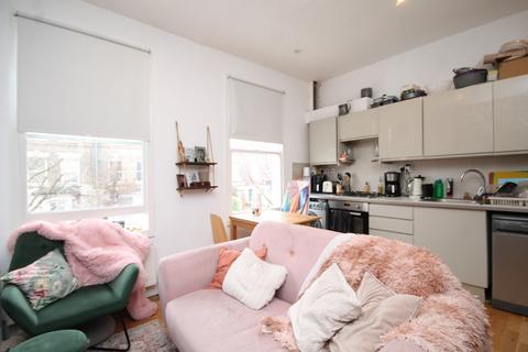 1 bedroom flat to rent, Mayton Street, Islington, N7
