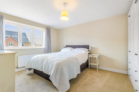 1 Cameron Crescent, Bedford, MK40 4TH