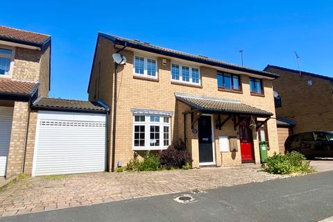 37 Juniper Way, Romford, RM3 0XQ
