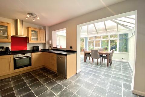 37 Juniper Way, Romford, RM3 0XQ