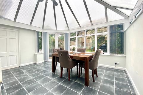 37 Juniper Way, Romford, RM3 0XQ