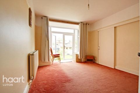 40 Westbourne Road, Luton, LU4 8JD