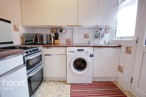 40 Westbourne Road, Luton, LU4 8JD