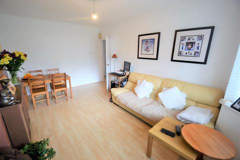 79 The Vale, Feltham, TW14 0JY