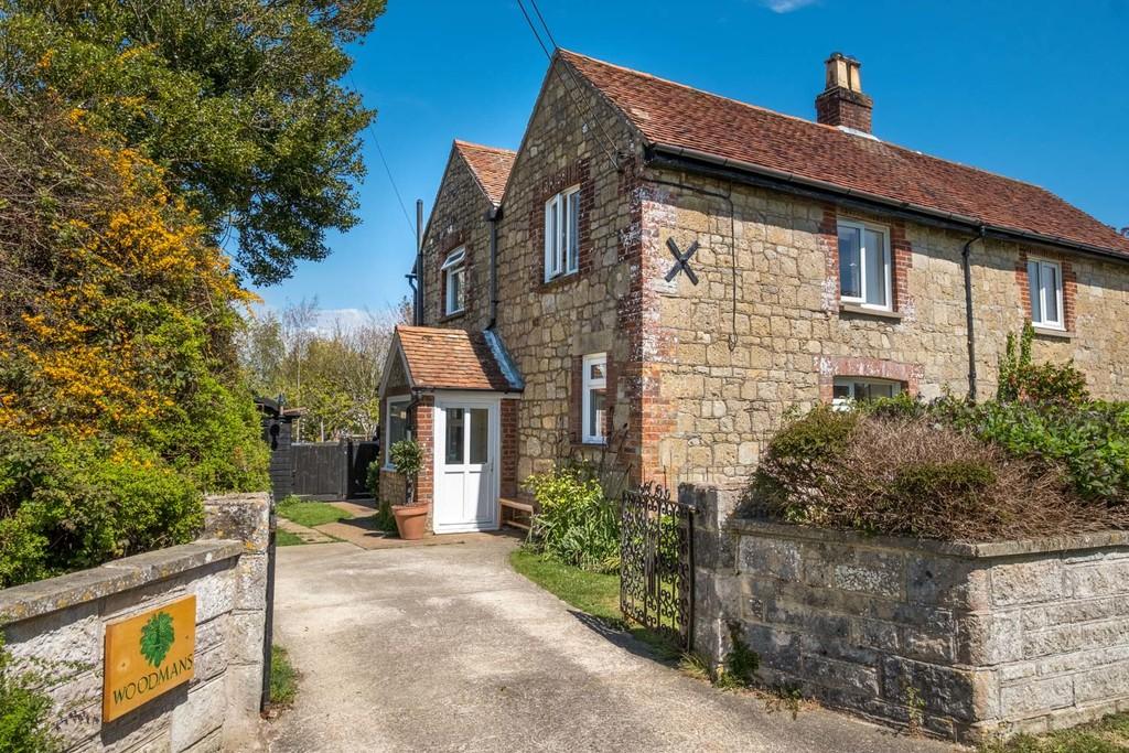 Thorley, Isle of Wight 2 bed semidetached house £315,000