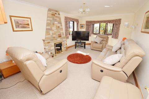 15 Caxton Close, Beeston Regis, Sheringham, NR26 8SU