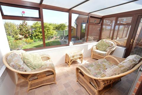 15 Caxton Close, Beeston Regis, Sheringham, NR26 8SU