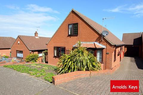 15 Caxton Close, Beeston Regis, Sheringham, NR26 8SU